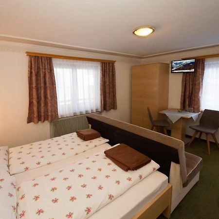 Pension Hochtor Saalbach-Hinterglemm Exteriör bild